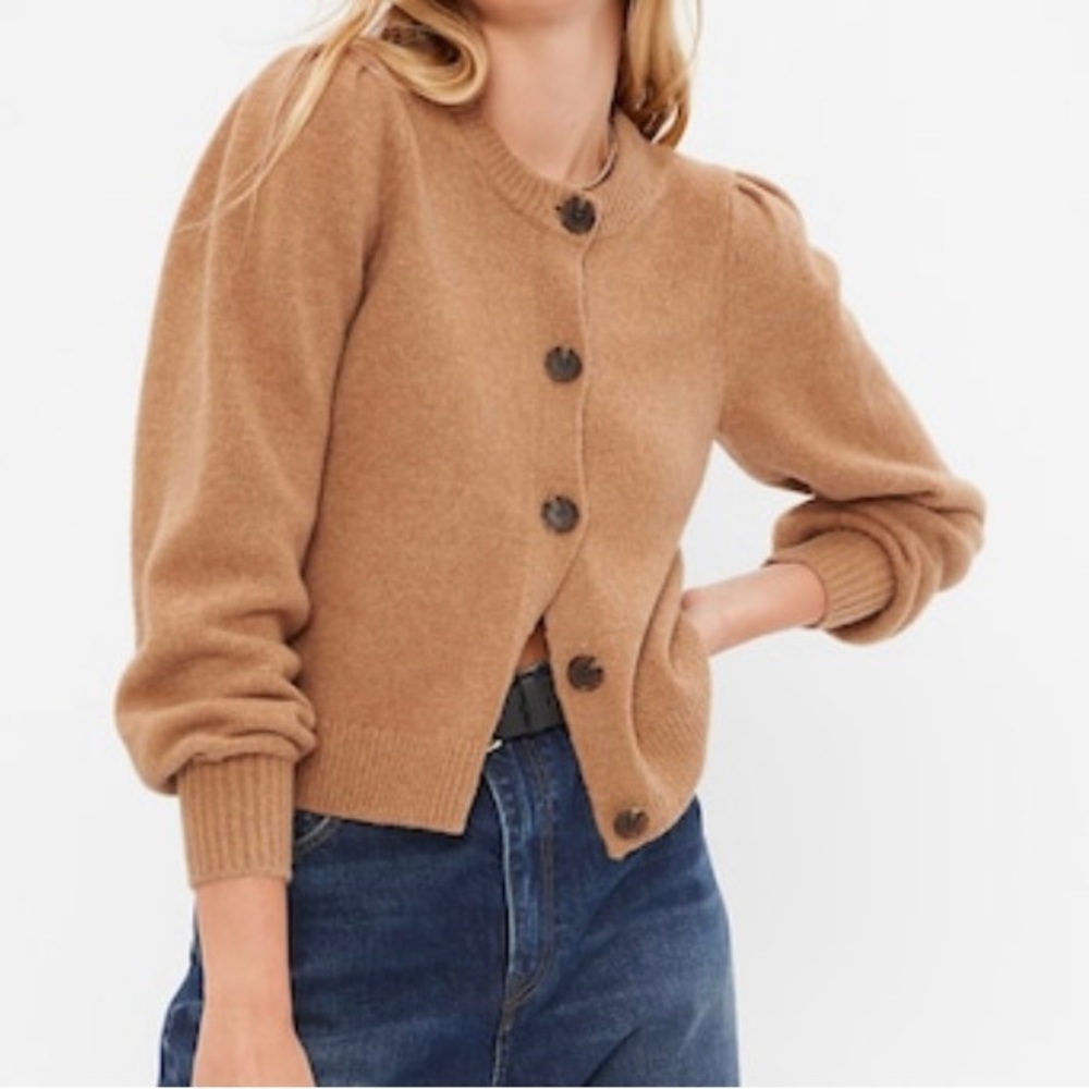 Cashsoft Puff Sleeve Cardigan in Camel